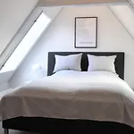 Sanders Old Square - Smart One-Bedroom Apartment Near Stroget