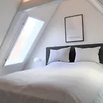 Sanders Old Square - Smart One-Bedroom Apartment Near Stroget