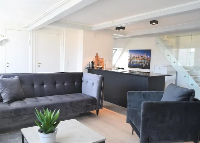 Sanders Old Square - Smart One-Bedroom Apartment Near Stroget